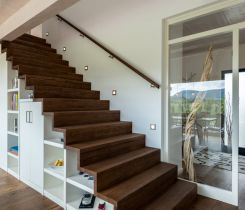 Multifunktionale Treppen – Möbelstück und Treppe vereint